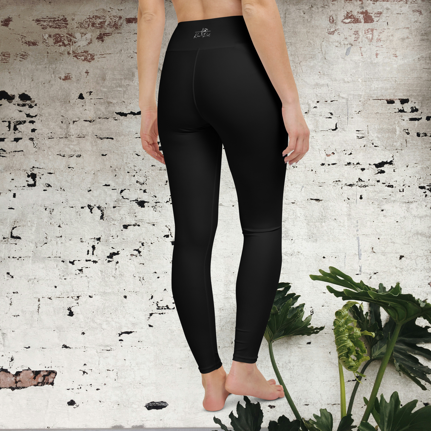 KnuRoot Women's Black Yoga Leggings